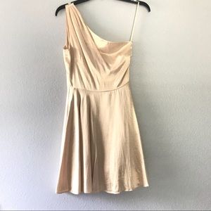Lulu’s | Metallic Gold One-Shoulder Dress